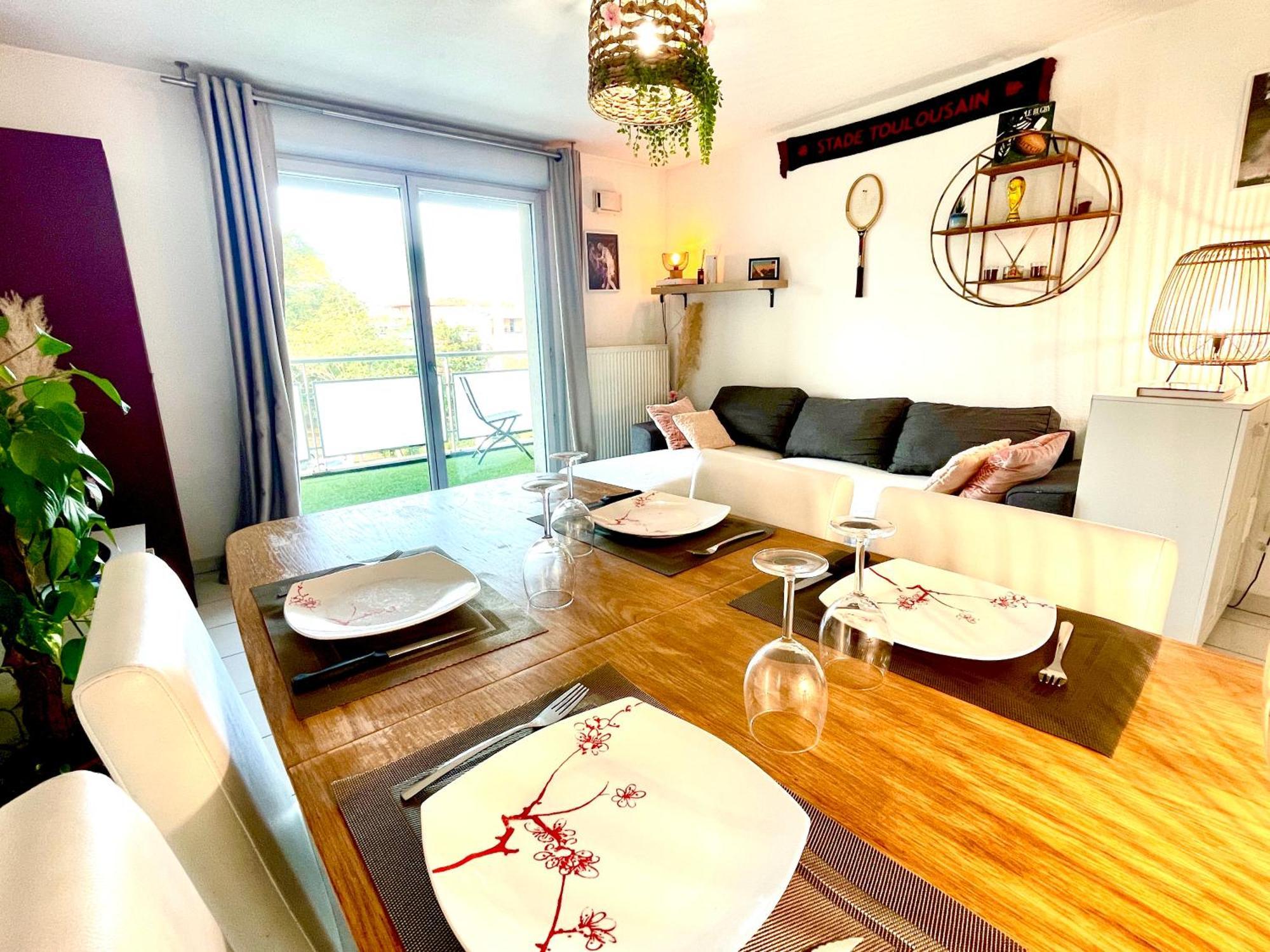 Bel Appartement T3 De 60M2 Avec Parking, Terrasse, Proche Du Metro Et Du Periph トゥールーズ エクステリア 写真